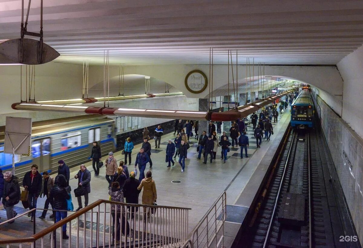 Братиславская (станция метро, москва). Станция братиславская москва. Метро братиславская работает. Метро братиславская работает. Метро братиславская работает.