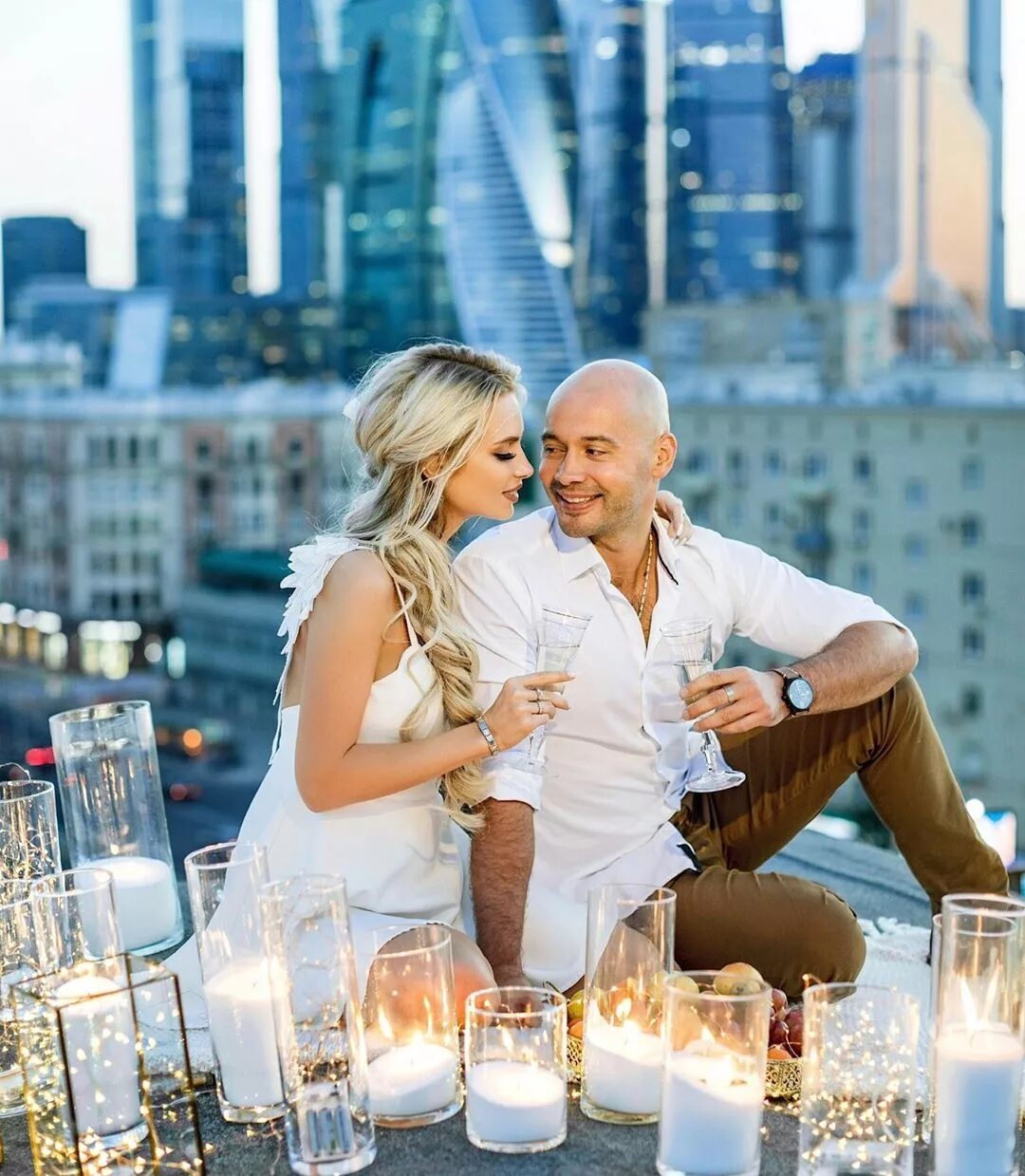 Саша каштанова и андрей нестеренко. Мария луговая рыжая сериал. Кто такая девушка андрея. Гонцул. Многосерийные мелодрамы.