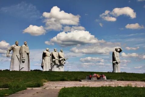 Памятник панфиловцам находится