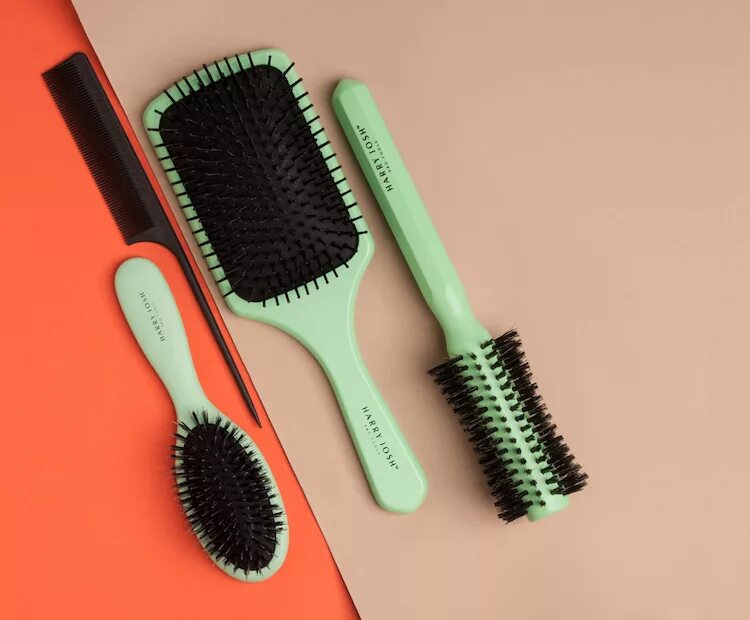 Какой расческой пользоваться. Hairbrush guide расческа. Какой расческой пользоваться. R80961. Тонкая расческа для волос.