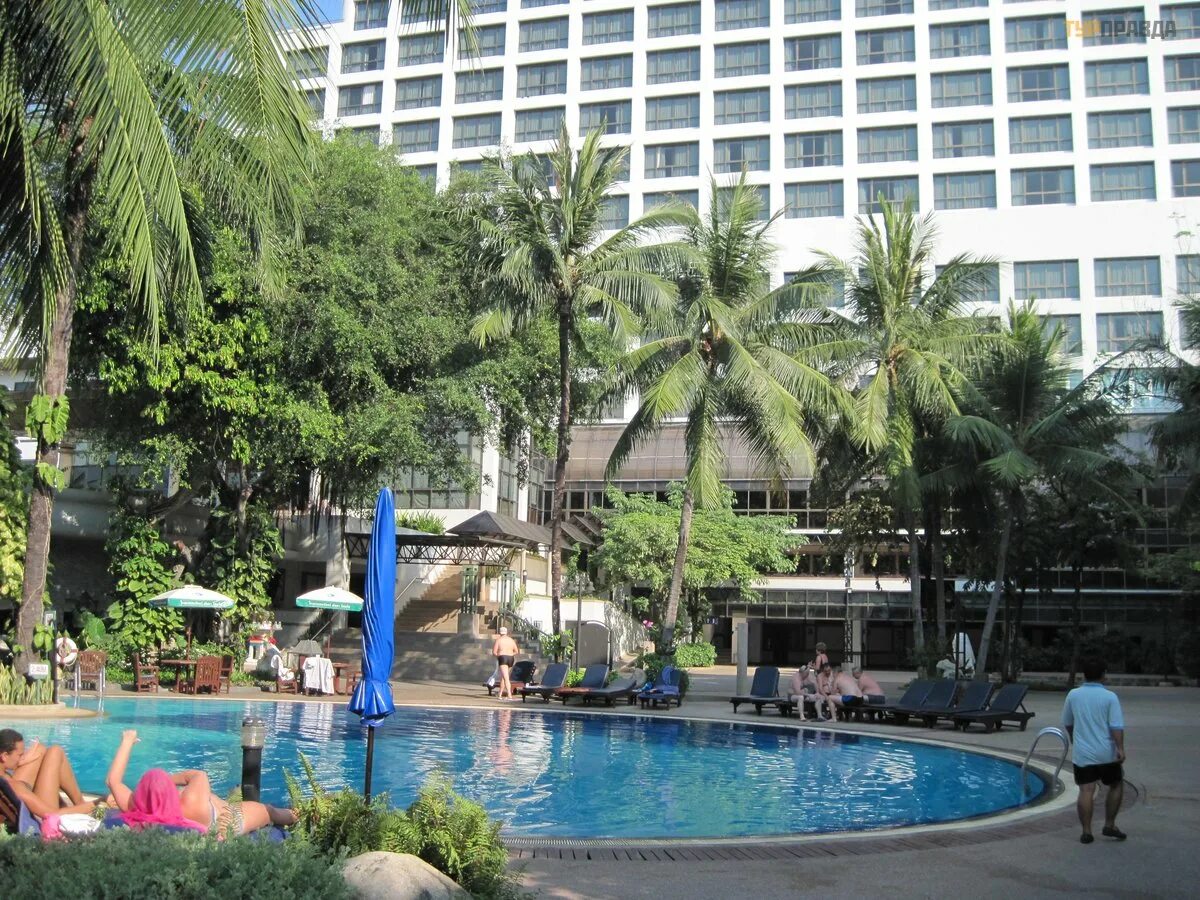 Паттайя бич резорт. Отель чолчан паттайя тайланд. Отель cholchan pattaya resort. Отель чолчан паттайя тайланд. Барон бич паттайя.