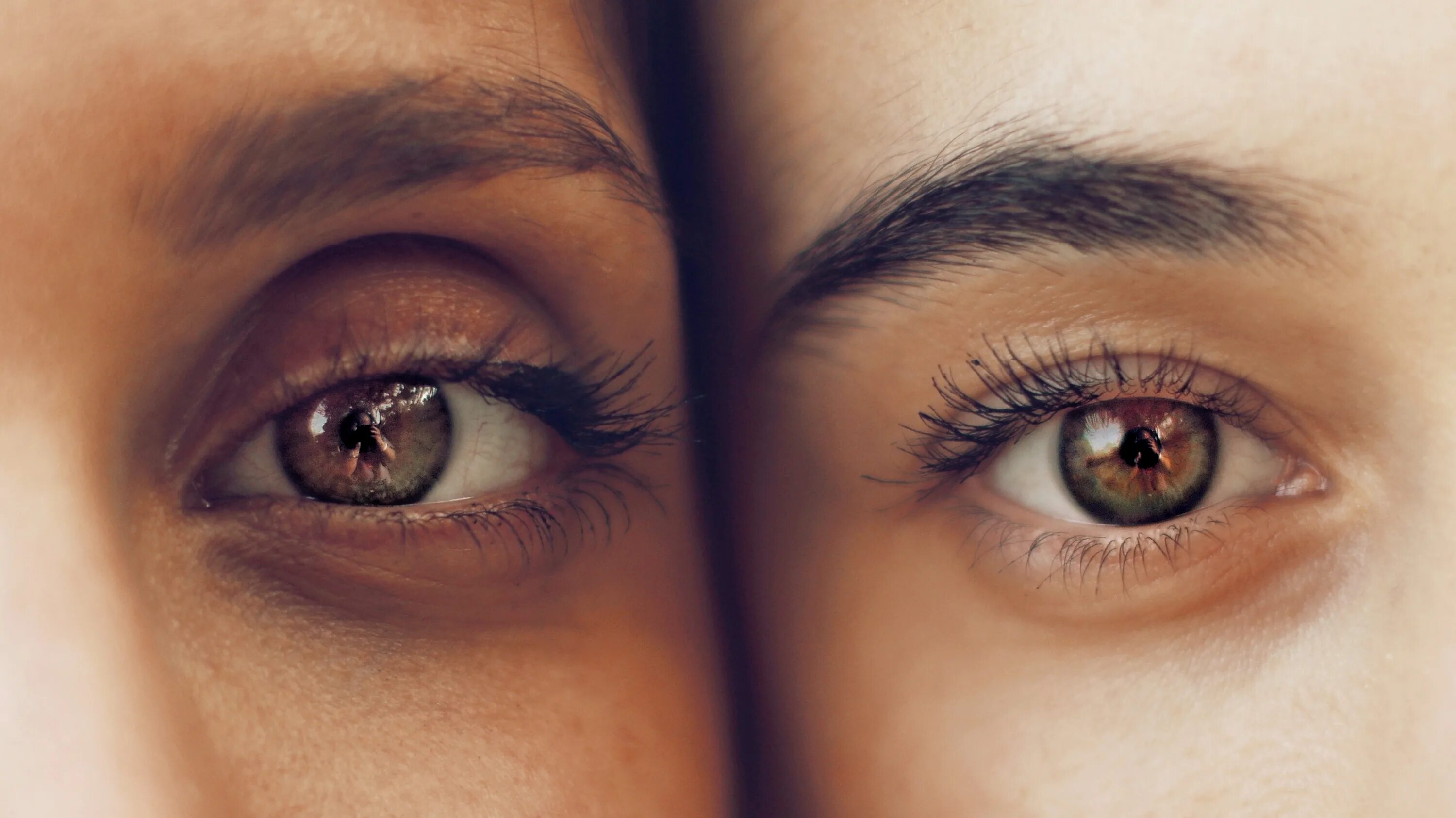 Глаз человека. Два глаза. Красивые глаза. Фото глаза. Чувственные глаза