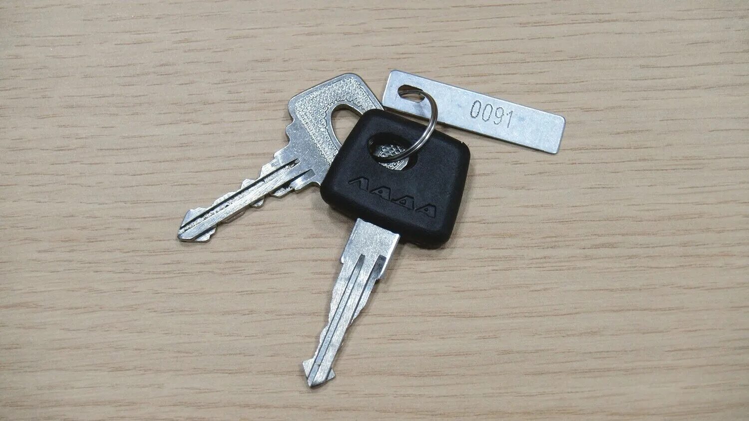 ключи для автомобиля рядом со мной. болванка для автомобильного ключа. ключ автомобильный. ключи для автомобиля рядом со мной. ключи зажигания для автомобиля изготовим.