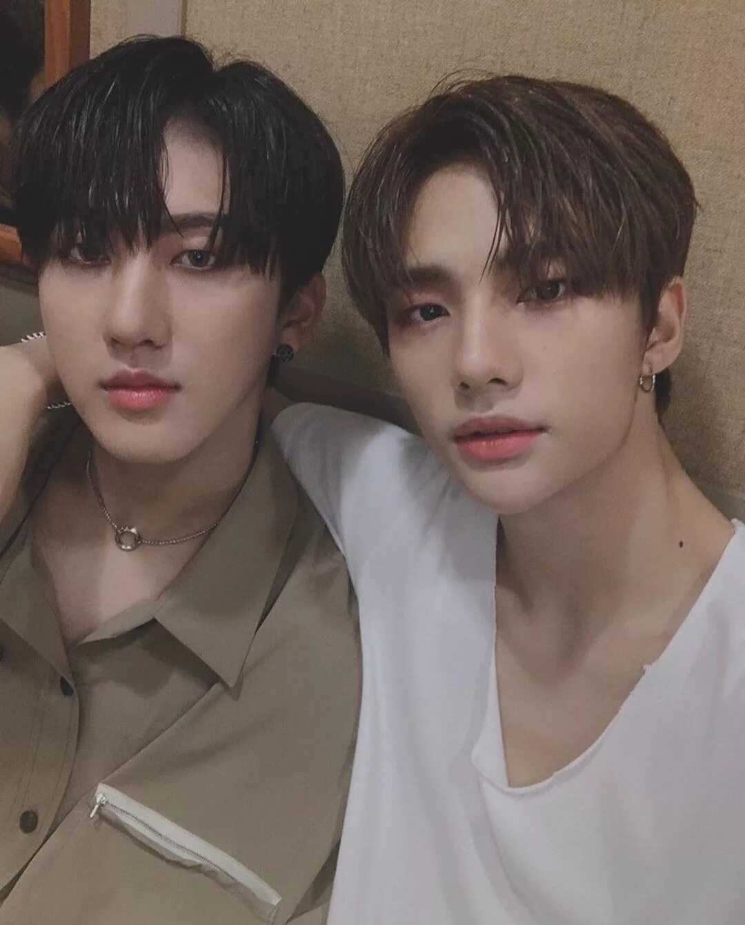 Чан и бин фф. Чанбин и хенджин. хенджин stray kids. stray kids чанбин.