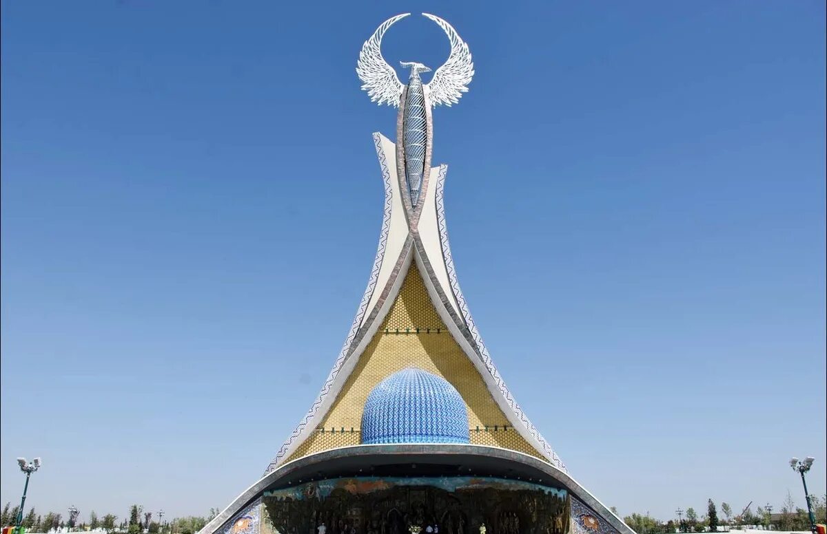 Uzbekistan yangi. Монумент хумо ташкент. Uzbekistan yangi. Монумент хумо ташкент 2021. Парк новый узбекистан в ташкенте.