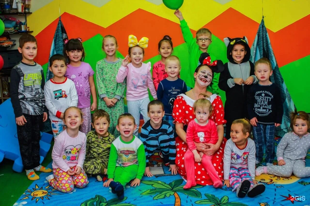 Центр развитие волгоград. Пифагорка алиса дунаеева. Центр развитие волгоград. Центр молодежи волгоград. "депутатский миллион" надпись.