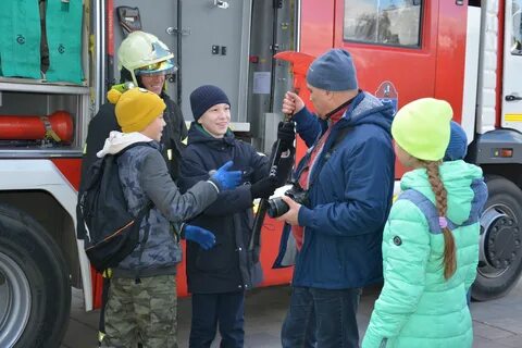 Выставка пожарно спасательной службы