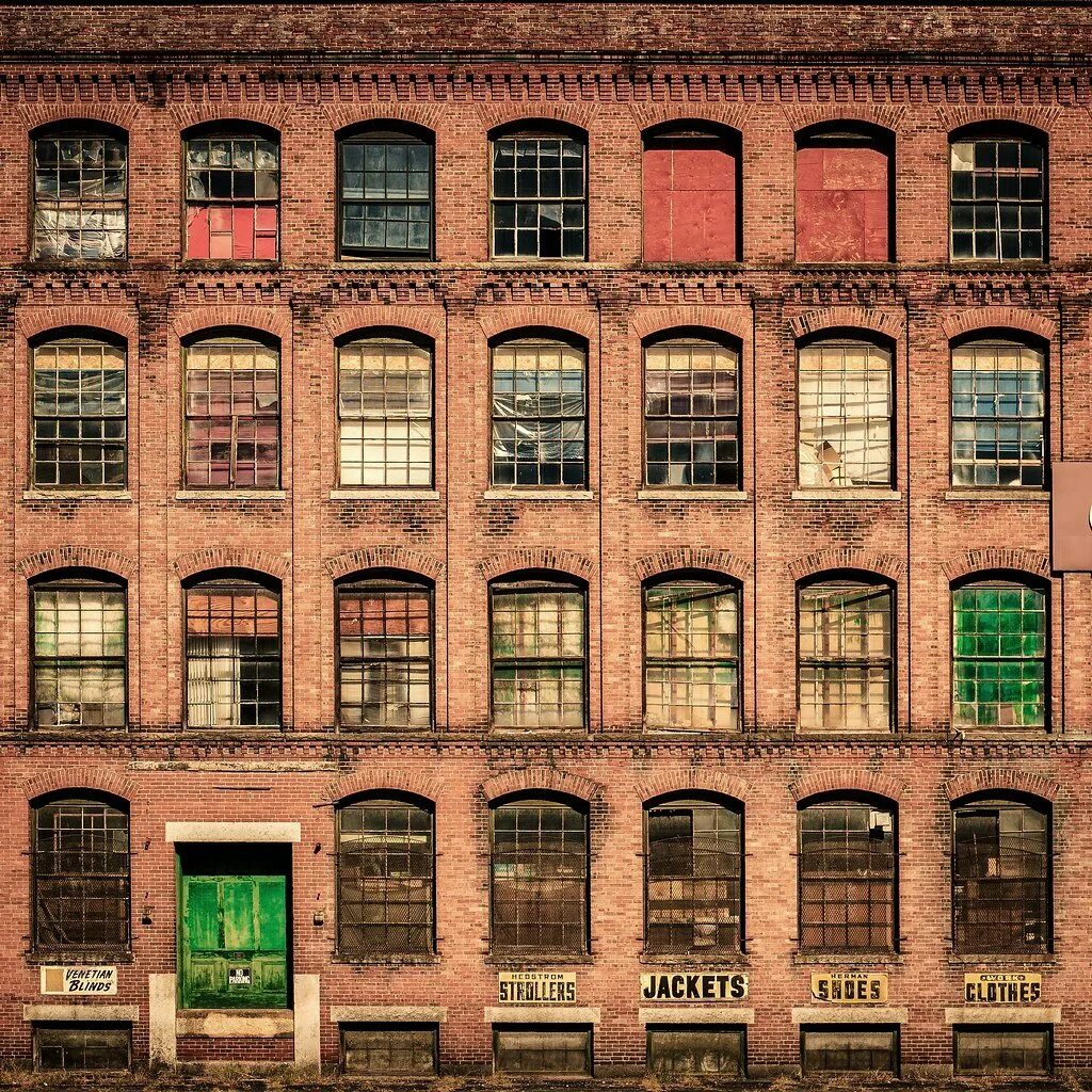 Текстура небоскреба. Текстура фасада здания. Текстура фасада здания. Бесшовный фасад. Стеклянный фасад многоэтажного здания.