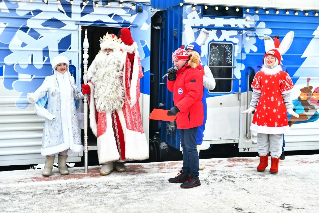 Дед мороз. В ярославле программу мороз. Карабиха в гостях у мороза воеводы. Дед мороз из великого устюга. В ярославле программу мороз.