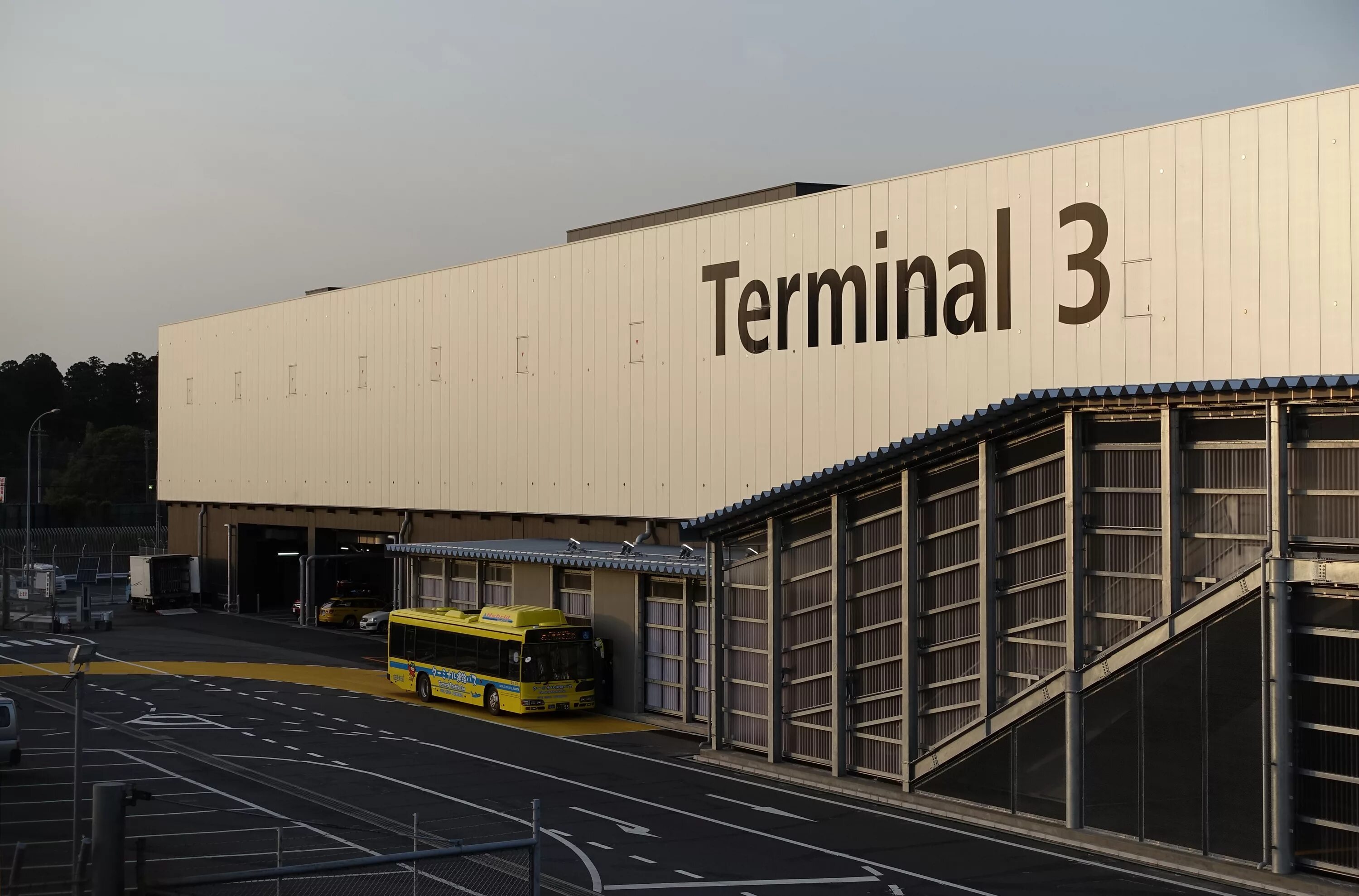 Three terminal