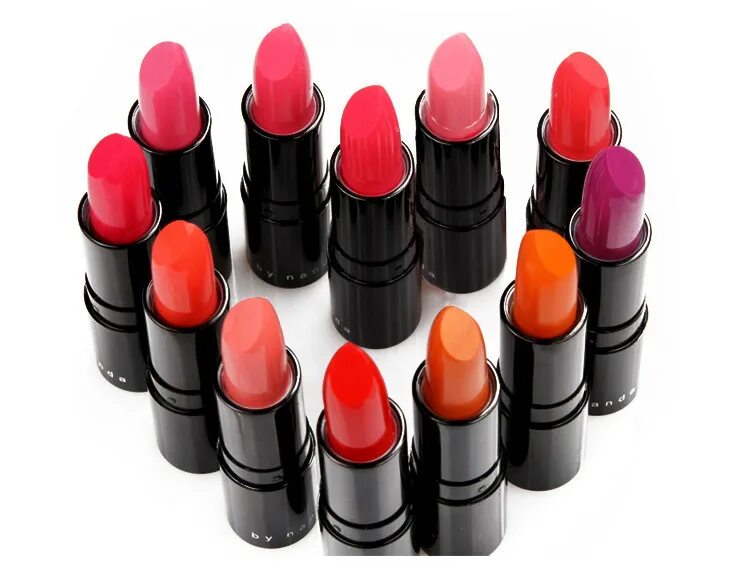 очень много помад. коллекция губных помад. косметика помада. много помад. помада разных цветов.