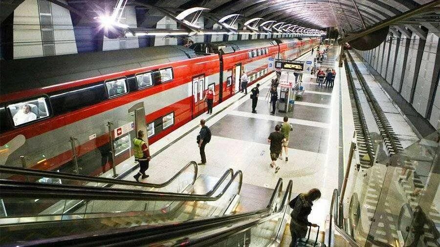 В каком аэропорту москвы открыли метро. Аэропорт внуково. Внуково (станция метро). В каком аэропорту москвы открыли метро. Внуково (станция метро).
