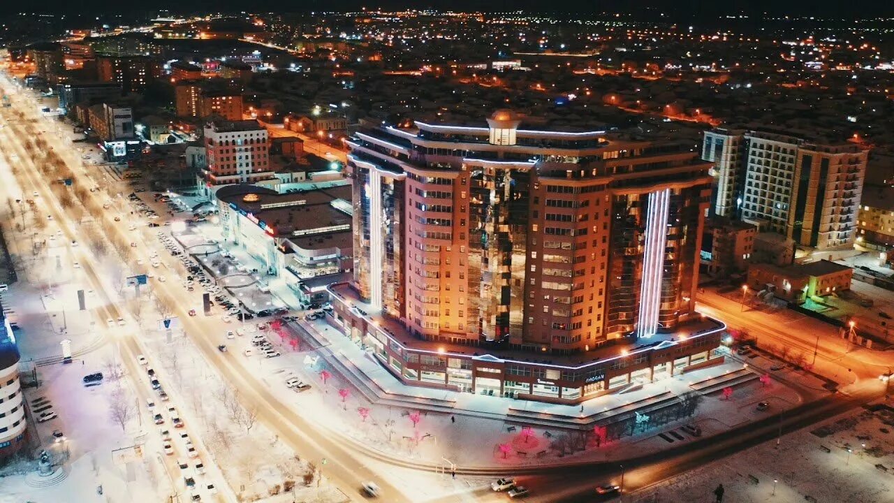 Центр атырау. Центр атырау. Атырау 2 микрорайон. Тц в атырау. Атырау центр города.