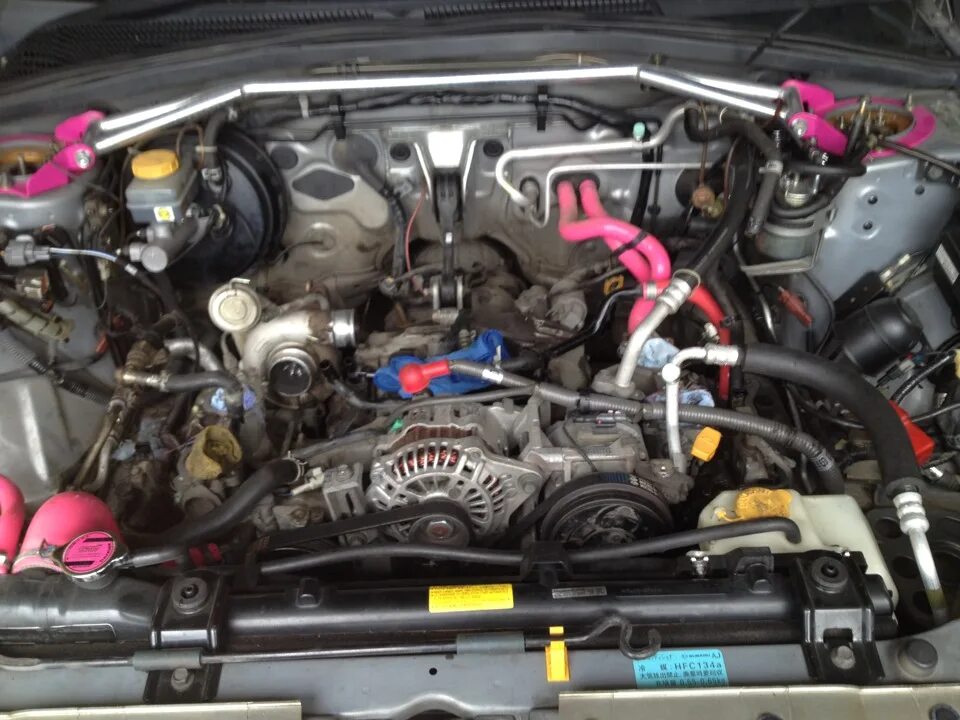 Свап forester sg5. Субару форестер моторный отсек. Свап субару форестер. Subaru forester swap. Субару форестер подкапотка.