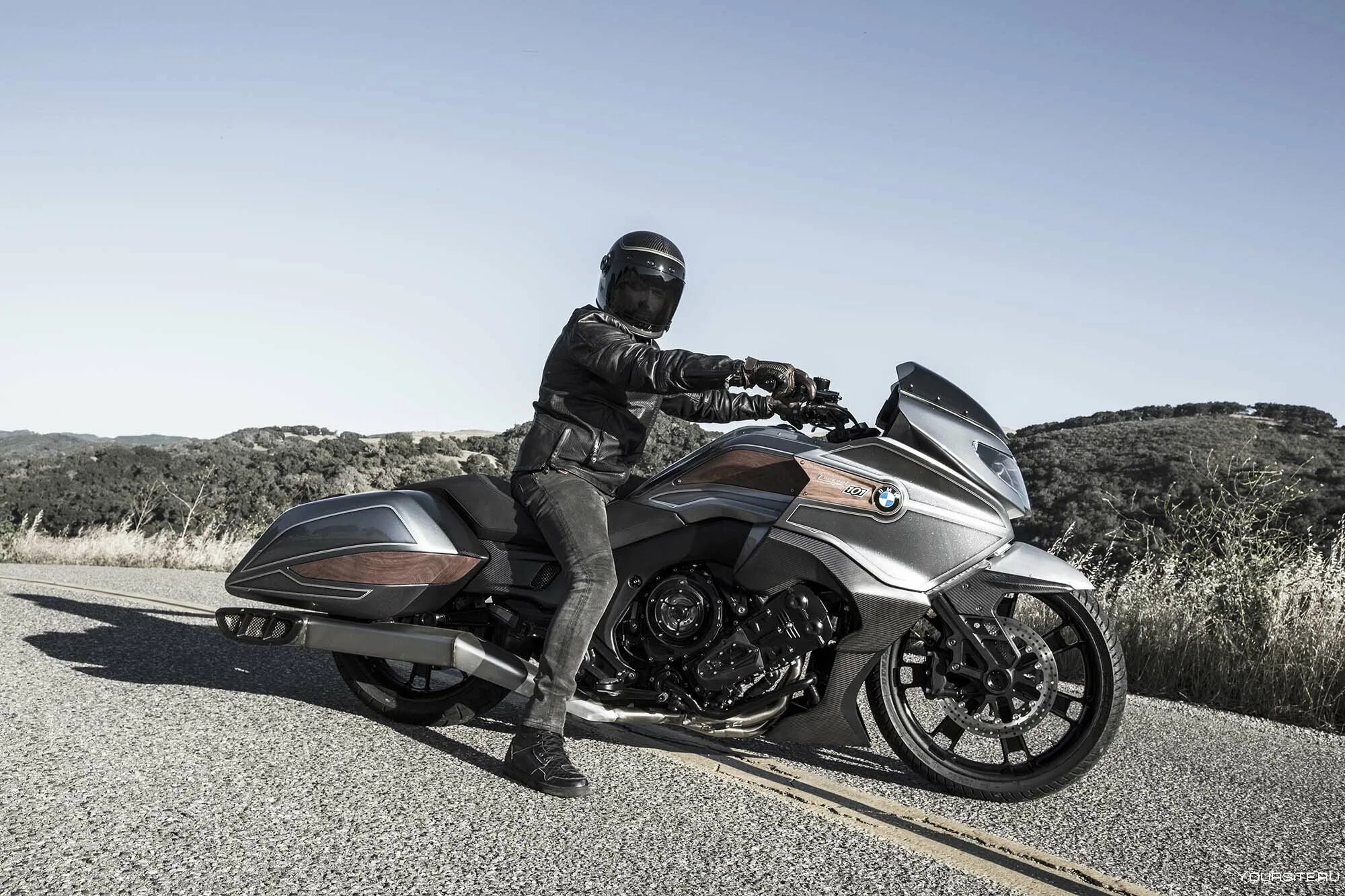 Мотоцикл BMW Concept 6. BMW Motorrad Concept. Бэггер мотоцикл БМВ. БМВ 1600 GTL.