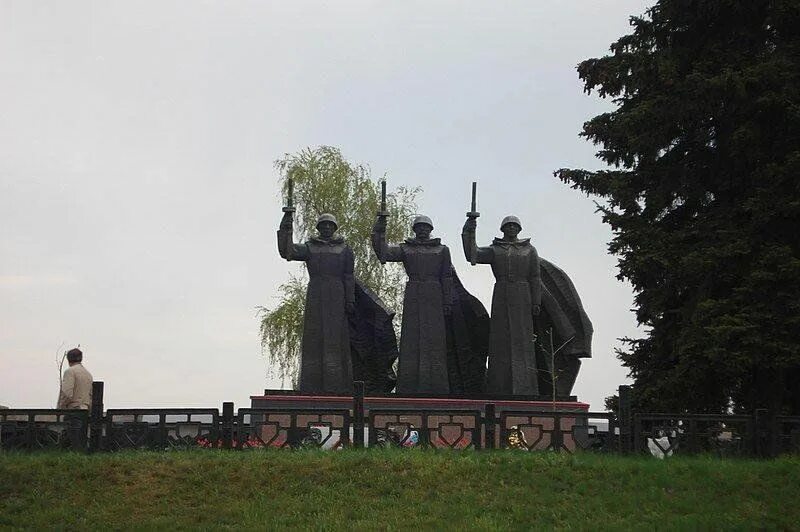 Памятник чижовский плацдарм в воронеже. 9 мая чижовский плацдарм. Чижовский плацдарм воронеж музей. Мемориальный комплекс «чижовский плацдарм». Воронеж 1942 чижовский плацдарм.