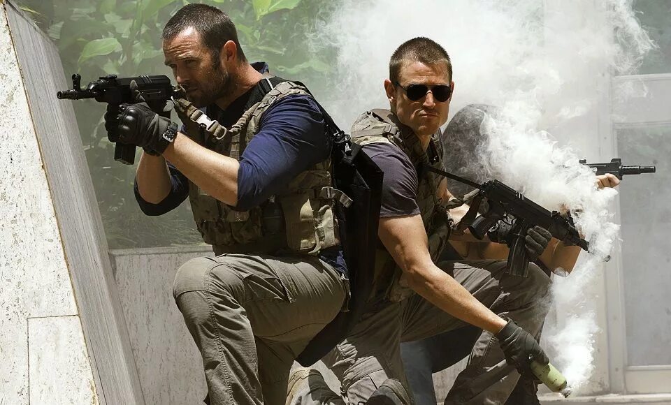 Enemy front (2014). Рейтинг экшн камер. Enemy front ww2. Лучшие экшены рейтинг. Игра шадоу варриор.