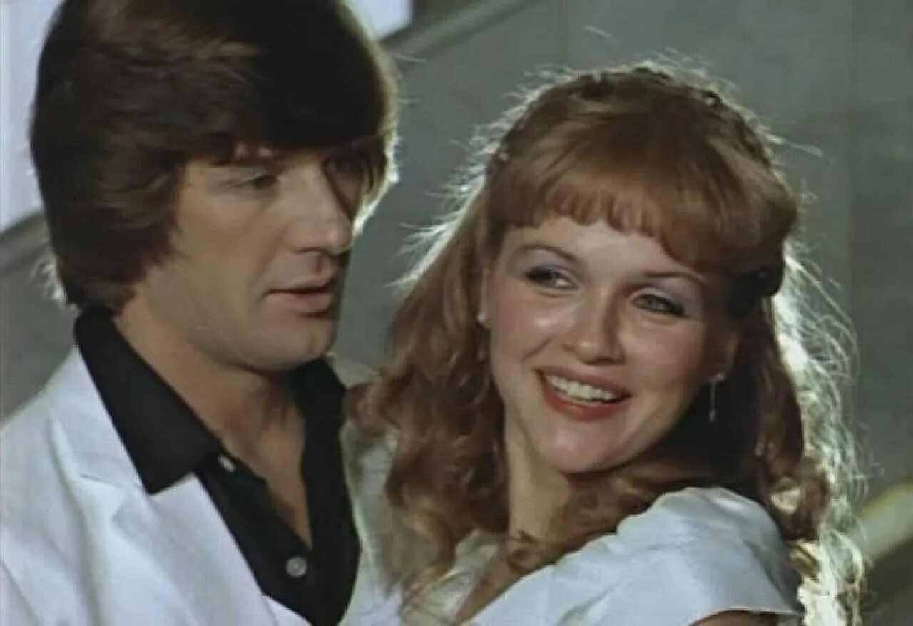 Чародеи композитор. Чародеи фильм 1982 алена игоревна. алена санина чародеи. чародеи абдулов и яковлева. кадры из фильма чародеи 1982 фото.