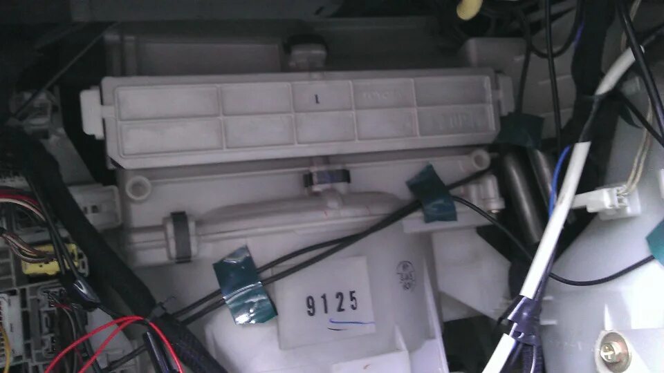 Салонный фильтр - Toyota Corolla (110), 1,5 л, 1998 года плановое ТО DRIVE2