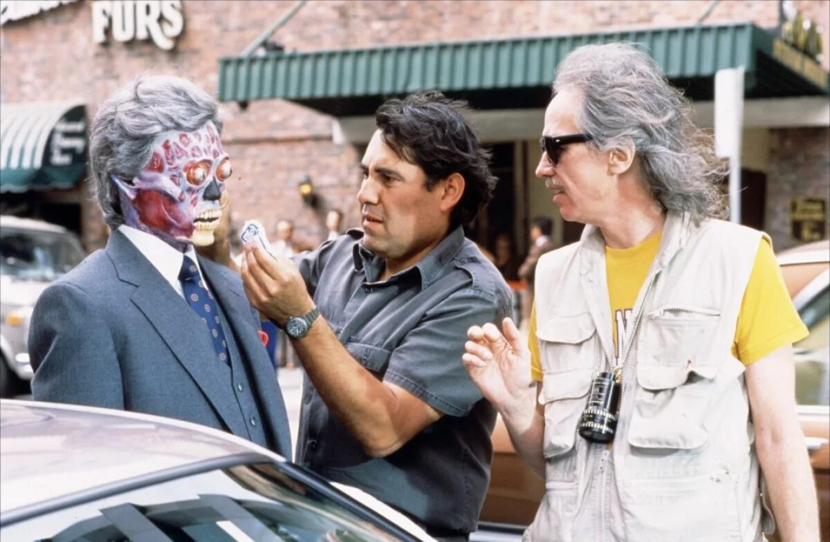 John carpenter they live. Чужие среди нас фильм 1988. Они среди нас фильм 1988. Они живут фильм 1988. Джон Карпентер чужие среди нас.