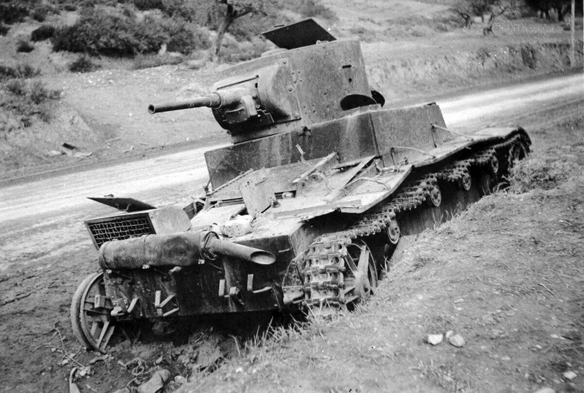 Т50 танк калибр. Т-70 советский лёгкий танк. Танк т-26. Т-50 танк. Танк pz 1.