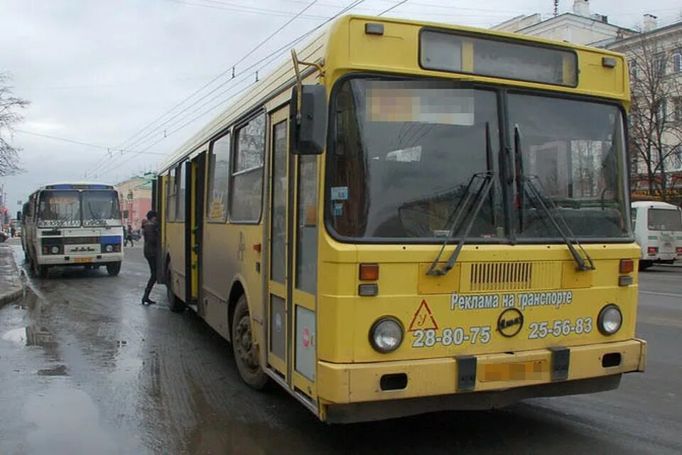 Автобус 8 в реальном времени. Автобус ходит. автобус т8. автобус который едет в кемерово. где ходят автобусы.