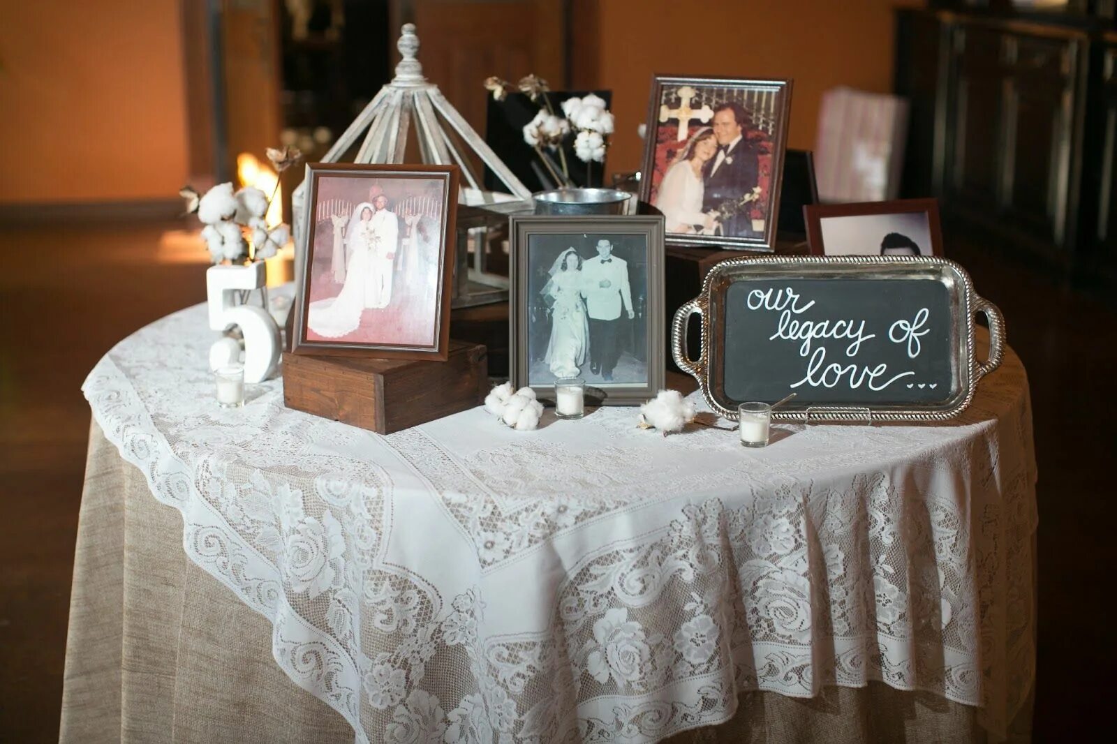 Memory table. Memorial table.