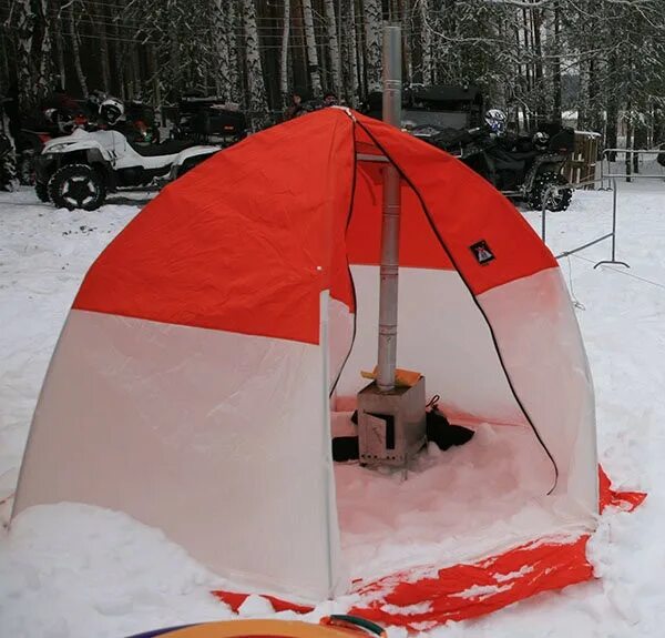 Авито купить палатку для рыбалки. Зимняя палатка 2102. Палатка зимняя зонт Skyfish. Зимняя палатка Лотос 3 печь. Рыбацкая Советская полиэтиленовая зимняя палатка.