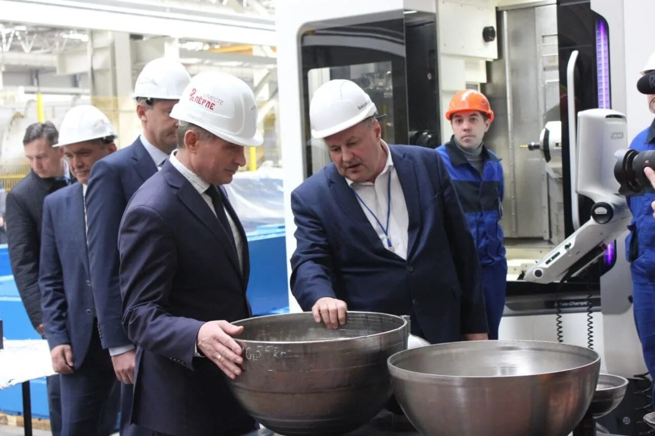 Деловой человек. Современные технологии. Завод сеспель моргаушский район. Роботизированный сварочный комплекс. Механизация и автоматизация производства.