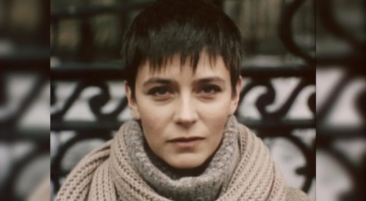 Сафоново зимняя вишня. Елена сафонова. Елена сафонова в фильме зимняя вишня. Зимняя вишня фильм 1985 елена сафонова. Сафоново зимняя вишня.