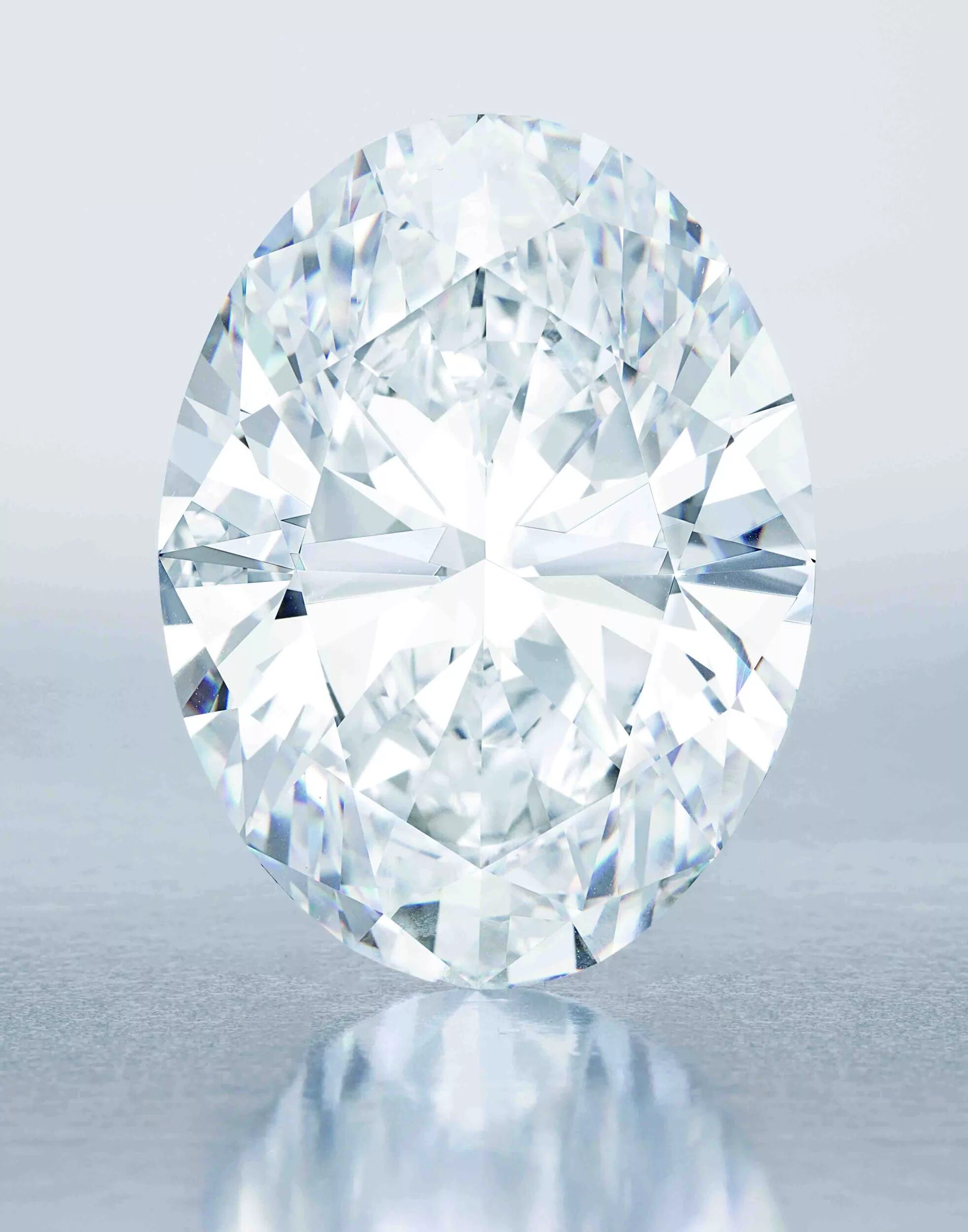 Diamond crystal. Сотбис бриллианты. Кристалл Даймонд Вайт. Белый Алмаз камень 1875 карат.