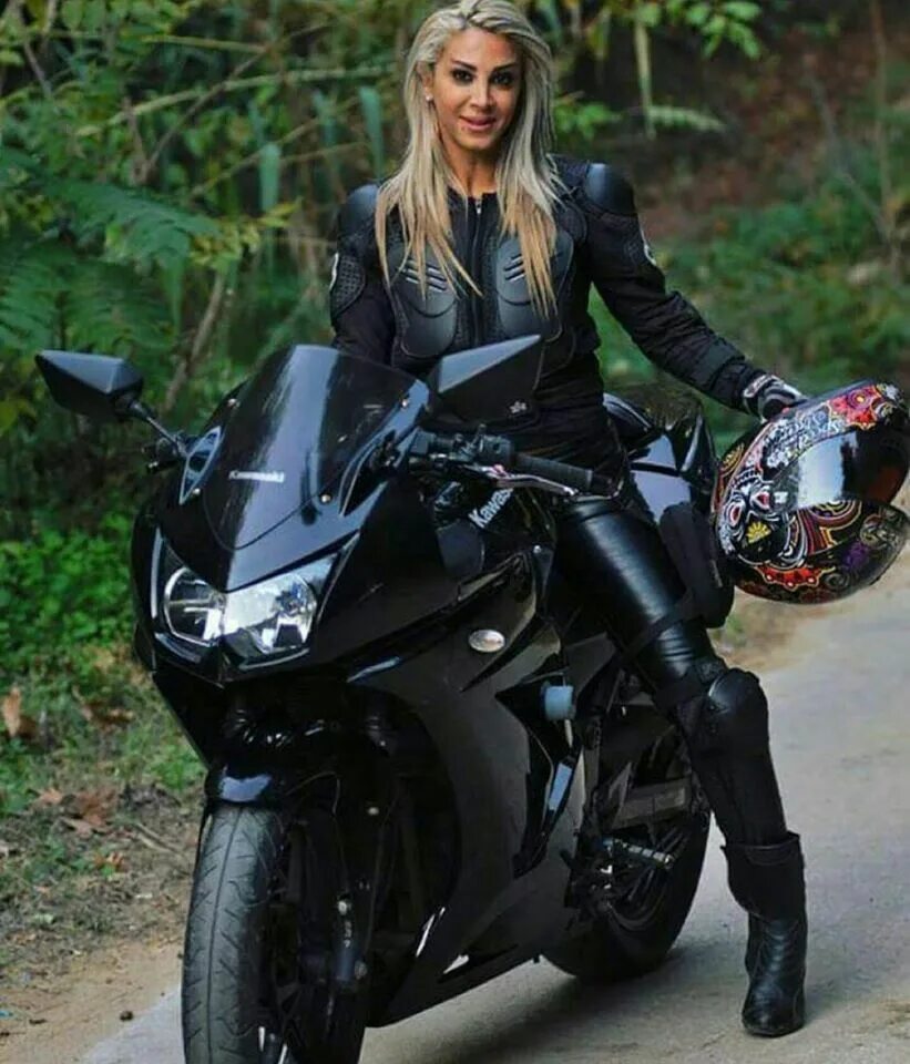 Байк стиль. Женская Мотоэкипировка Harley Davidson.