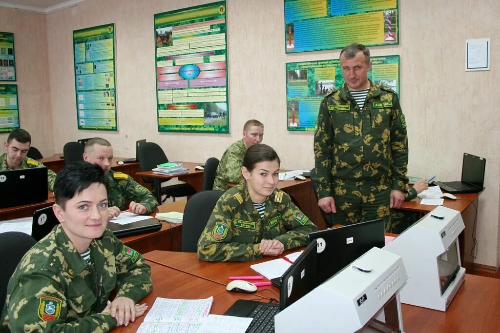 Управление пограничного контроля. Отряд пограничного контроля. пограничники домодедово. специалист пограничного контроля. контролер пограничного контроля.