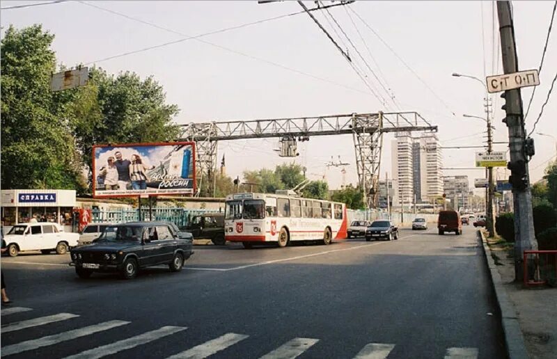 Волгоград 2000 год. Волгоград в 1990 году. Волгоград 2000-е. Волгоград 1990-е. Волгоград Красноармейский 2000 год.