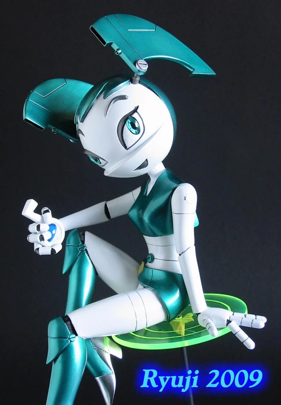 Toy girl robot newgrounds