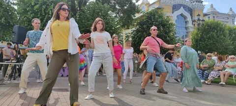 Жизнь в молод прошла