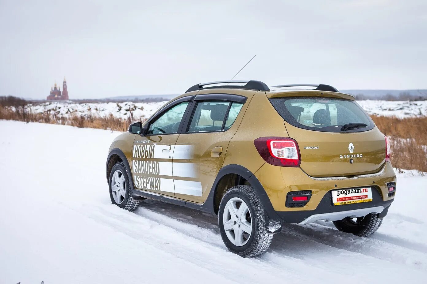 Sandero stepway цена. Сандеро степвей 2. Renault Сандеро степвей 2. Рено Сандеро степвей 2 2015. Рено сантерест степ Вей.