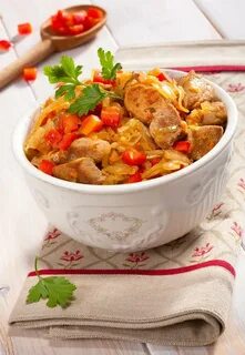 Свинина с капустой и овощами