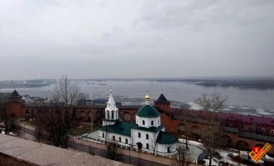 Ледоход в нижнем новгороде 2024. Виды с Кремля Нижний. Нижний Новгород красивые места черно белый Кремль. Нижний Новгород Кремль красивые фото.