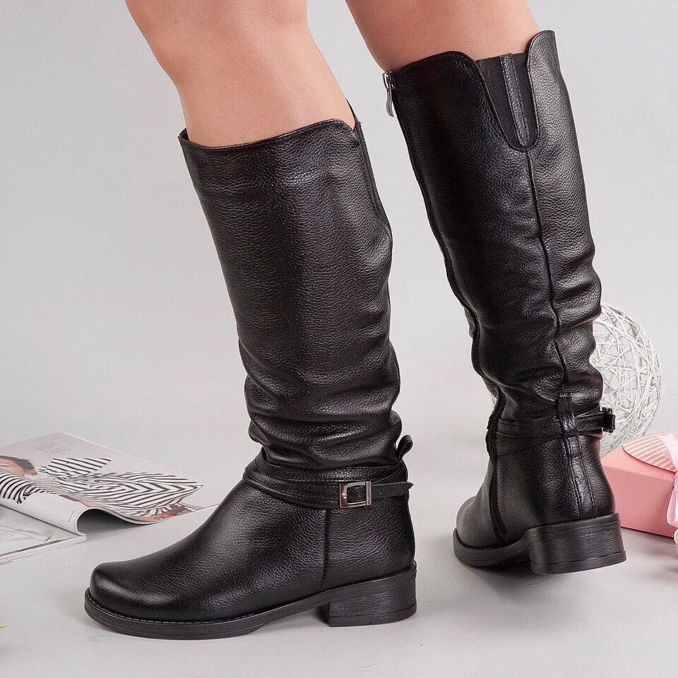 Сапоги с резинкой на голенище. Замшевые сапоги с широким голенищем. Расширить голенище сапог. Зимние сапоги на полную ногу. Кожаные сапоги с замшей.