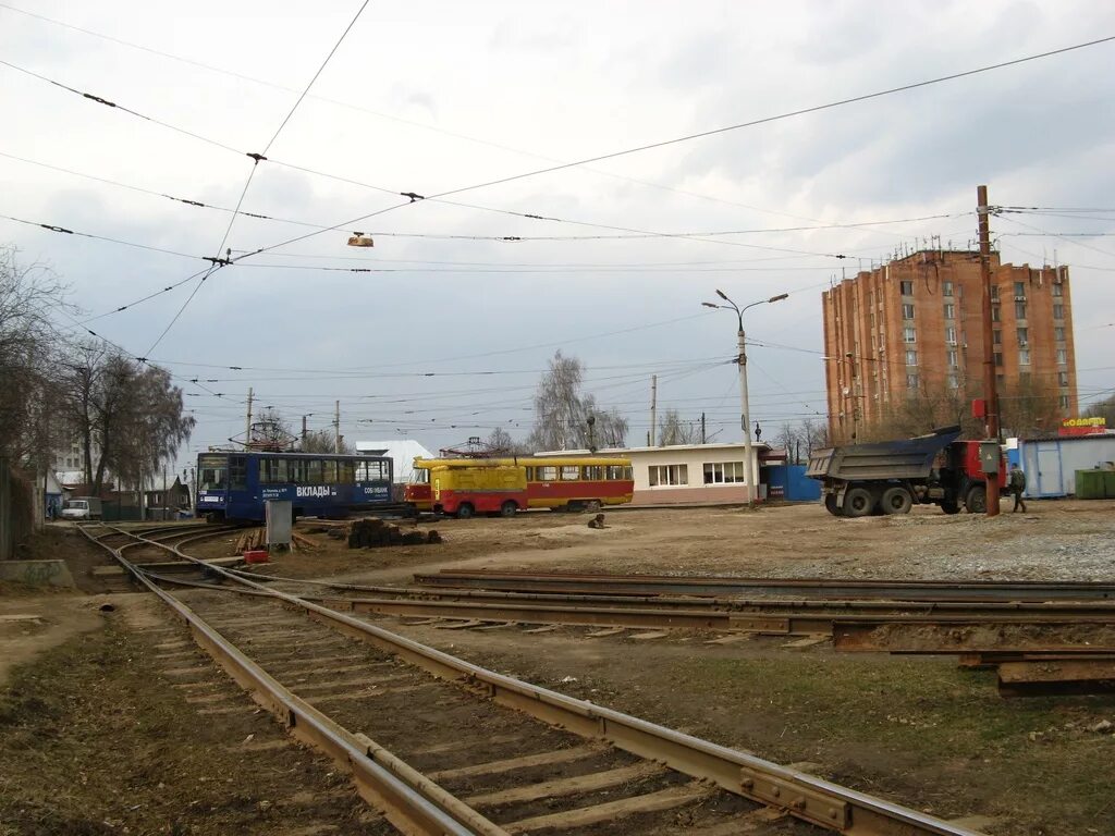 Остановка мастерская. Лапшиха Нижний Новгород. Станция Лапшиха. Остановка Лапшиха Нижний Новгород. Трамвайное кольцо в Лапшихе Нижний Новгород.