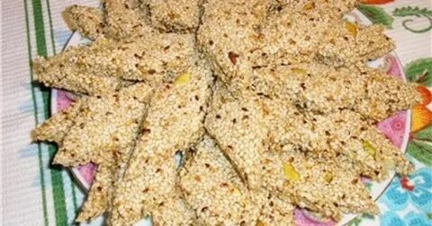 Домашний козинак из кунжута
