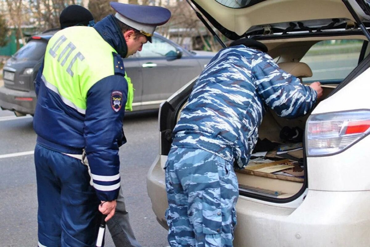 Против воли в машине