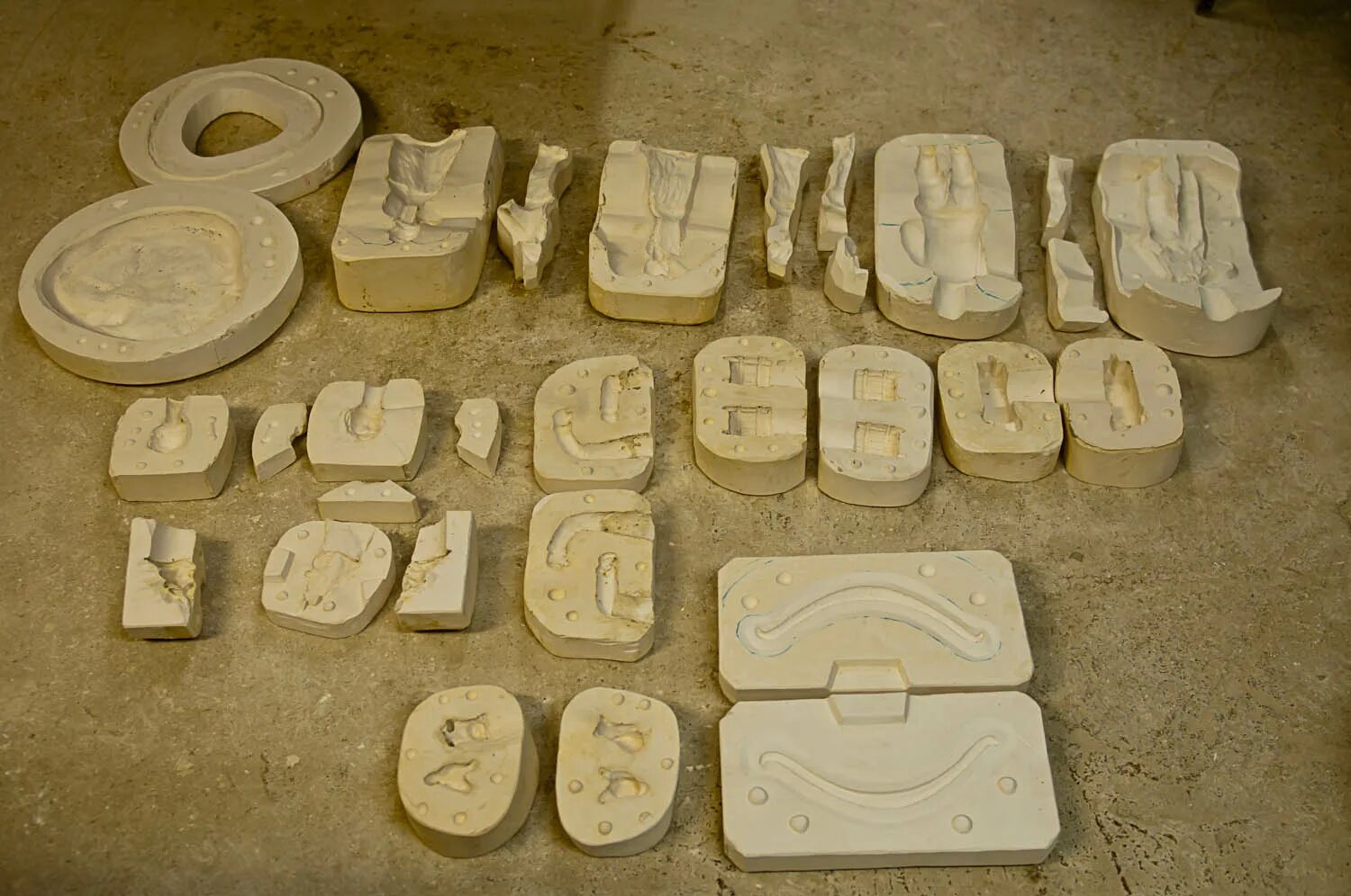 Штукатурка гипсовая русгипс №5. Русгипс 5 штукатурка гипсовая 30. Шарм лев золотой. Гипс 8. Гипс 8.