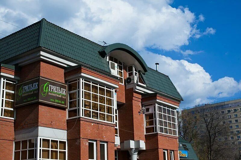 Грильяж пермь ресторан. Грильяж пермь. Грильяж банкетный зал. Грильяж пермь ресторан. Луначарского 85а пермь грильяж.