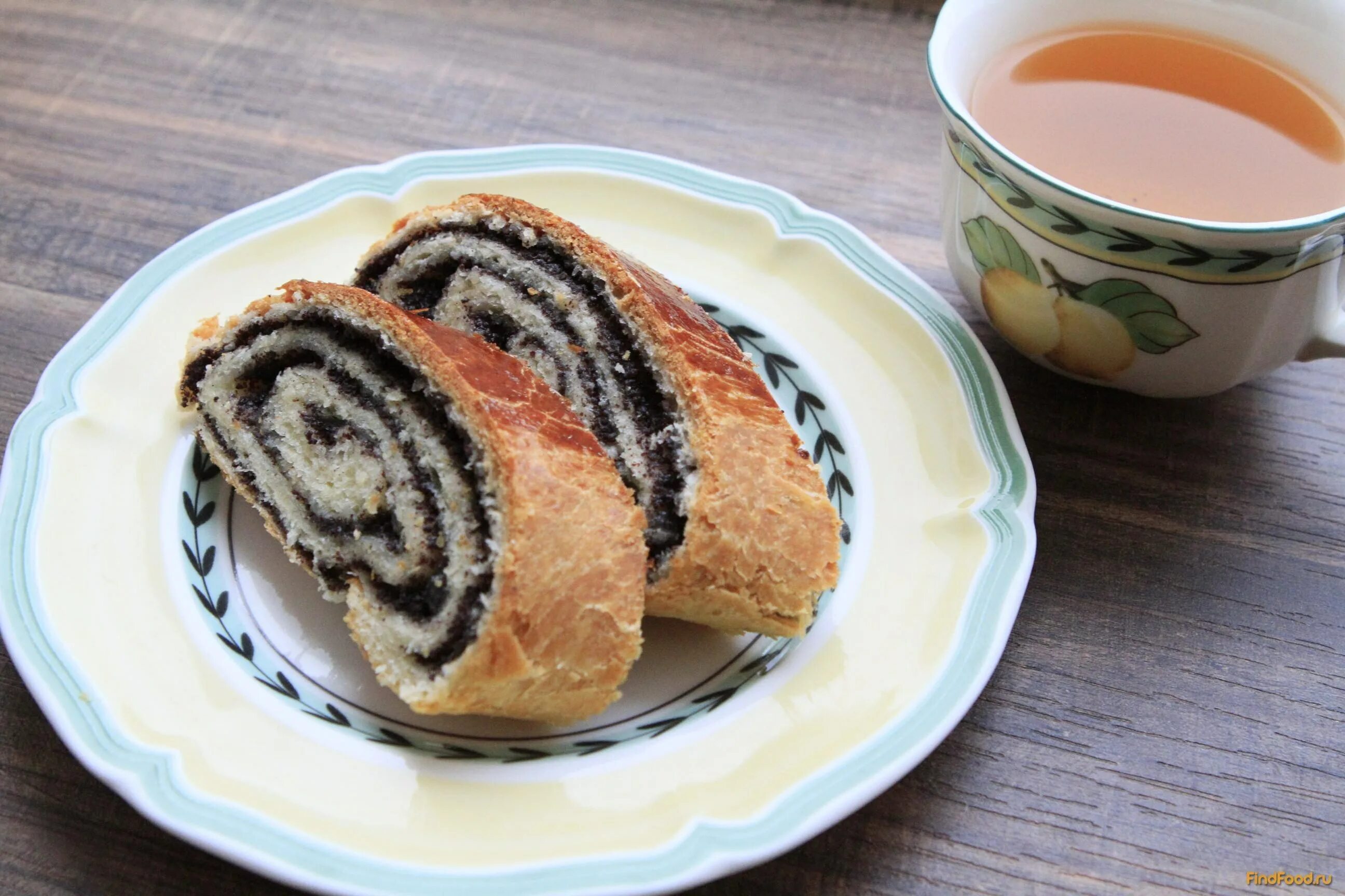 Рулет маковый золотой Колос. Маковый пирог золотой Колос. Рулет маковый рулет маковый. Маковый рулет бисквитный.