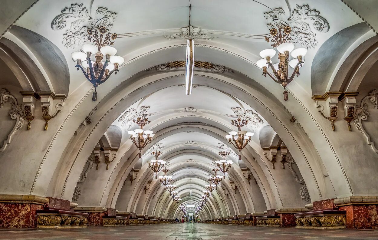 Станция Арбатская Арбатско-Покровская. Станция метро Арбатская Арбатско-Покровской линии. Арбатская станция метро Кольцевая линия. Московское метро станция Арбатская.