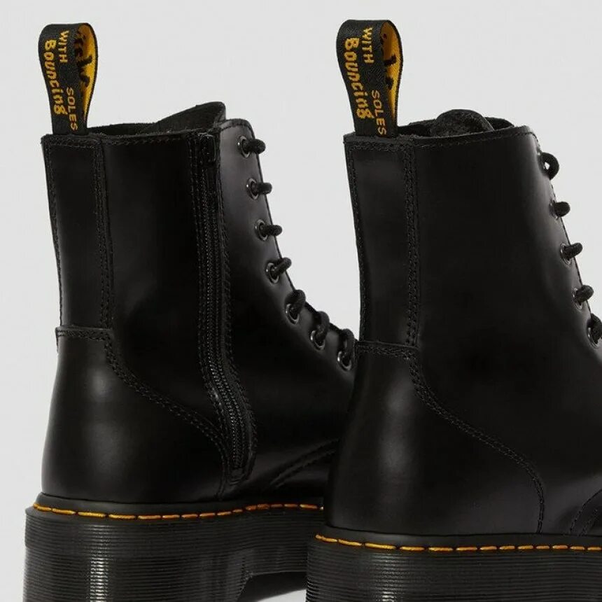 мартинсы москва. ботинки доктор мартинс jadon. ботинки мартенс 1460. ботинки гриндерс доктор мартинс. мартинсы москва.