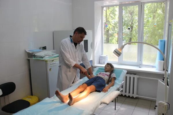 поликлиника альянс в аксае регистратура. аксайская поликлиника. городская больница регистратура. регистратура поликлиники. номер регистратуры аксай.