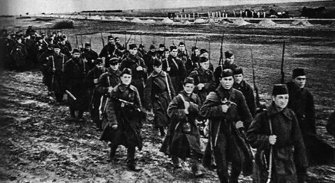 Полки 1942